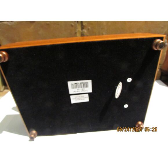 MUSICAL KEEPSAKE PHOTO BOX COTTAGE GARDEN JEWERLY BOX PLAYS WONDERFUL WORLD NEW - Picture 5 of 8